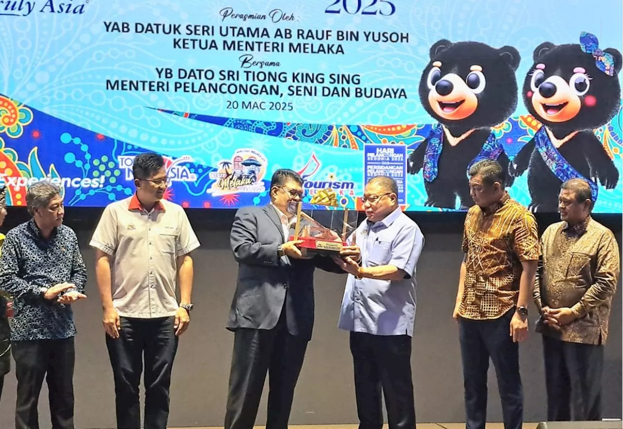 Melaka's trishaw riders enjoy boosted earnings thanks to digital transformation