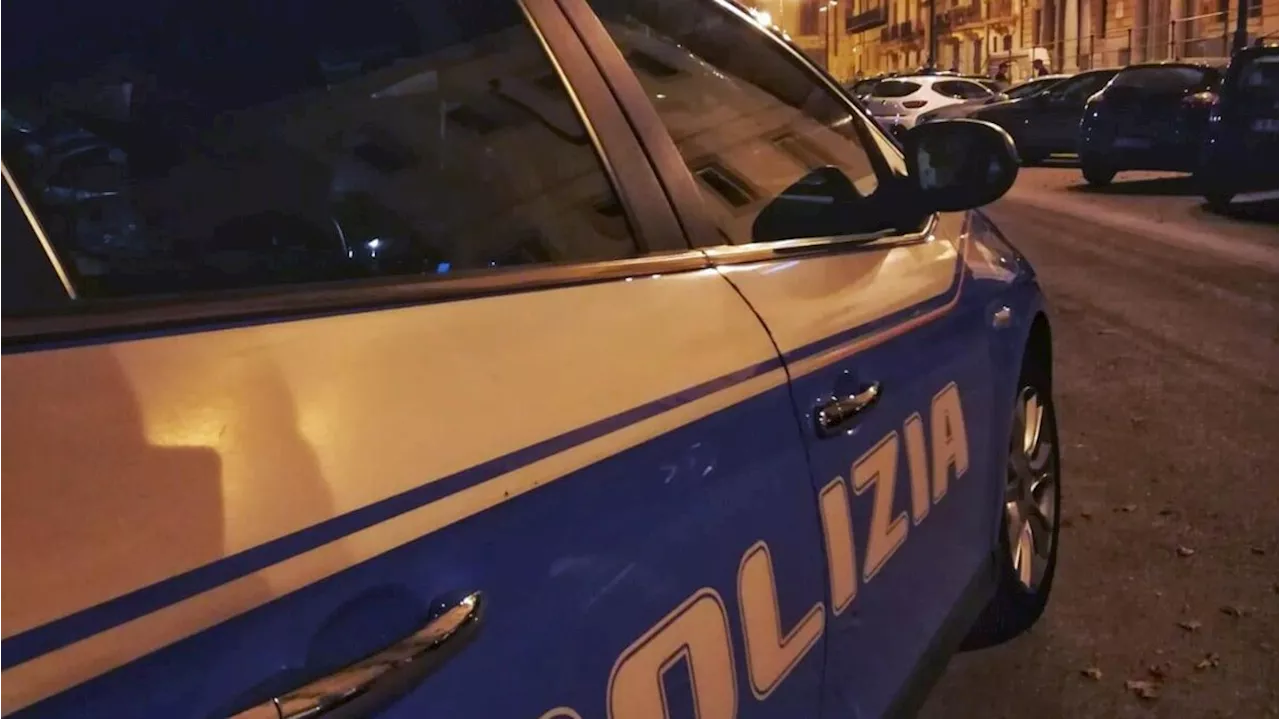 'Papà sta picchiando mamma', chiama la polizia a 7 anni