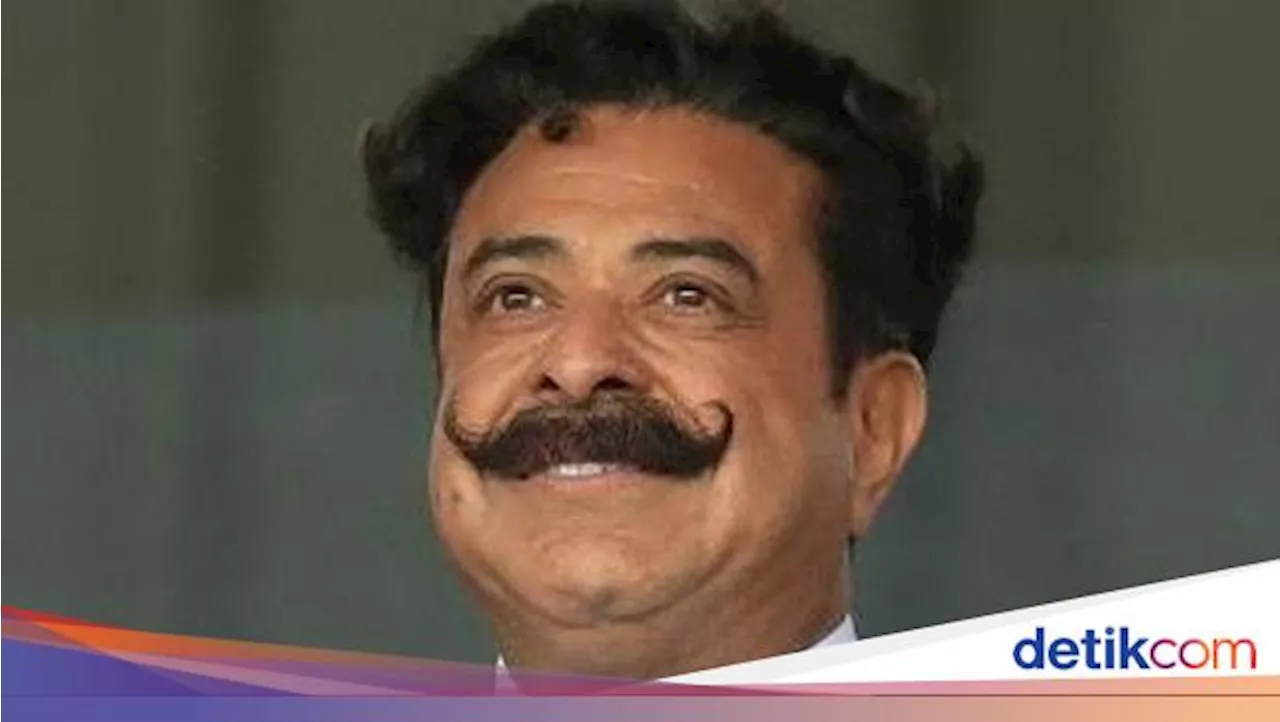 Tukang Cuci Piring Ini Menjelma Jadi Pengusaha Muslim Berharta Rp 195 T