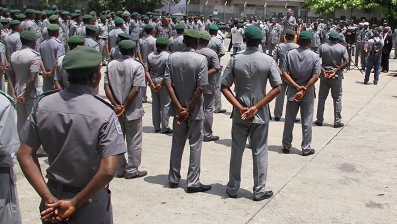 Nigeria Customs seizes $193,000 hidden in yoghurt carton