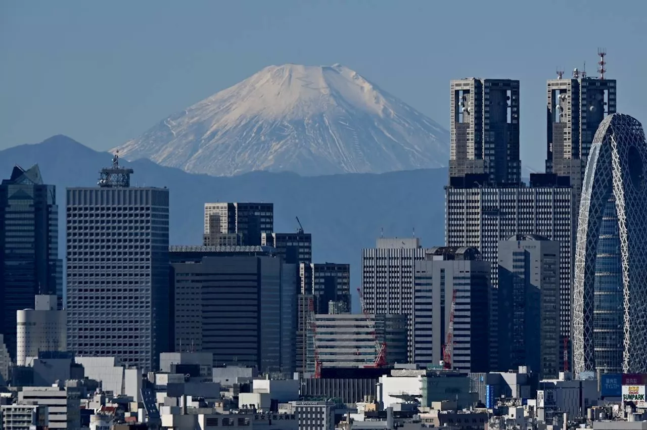 Japan panel drafts response plan for Mount Fuji eruption
