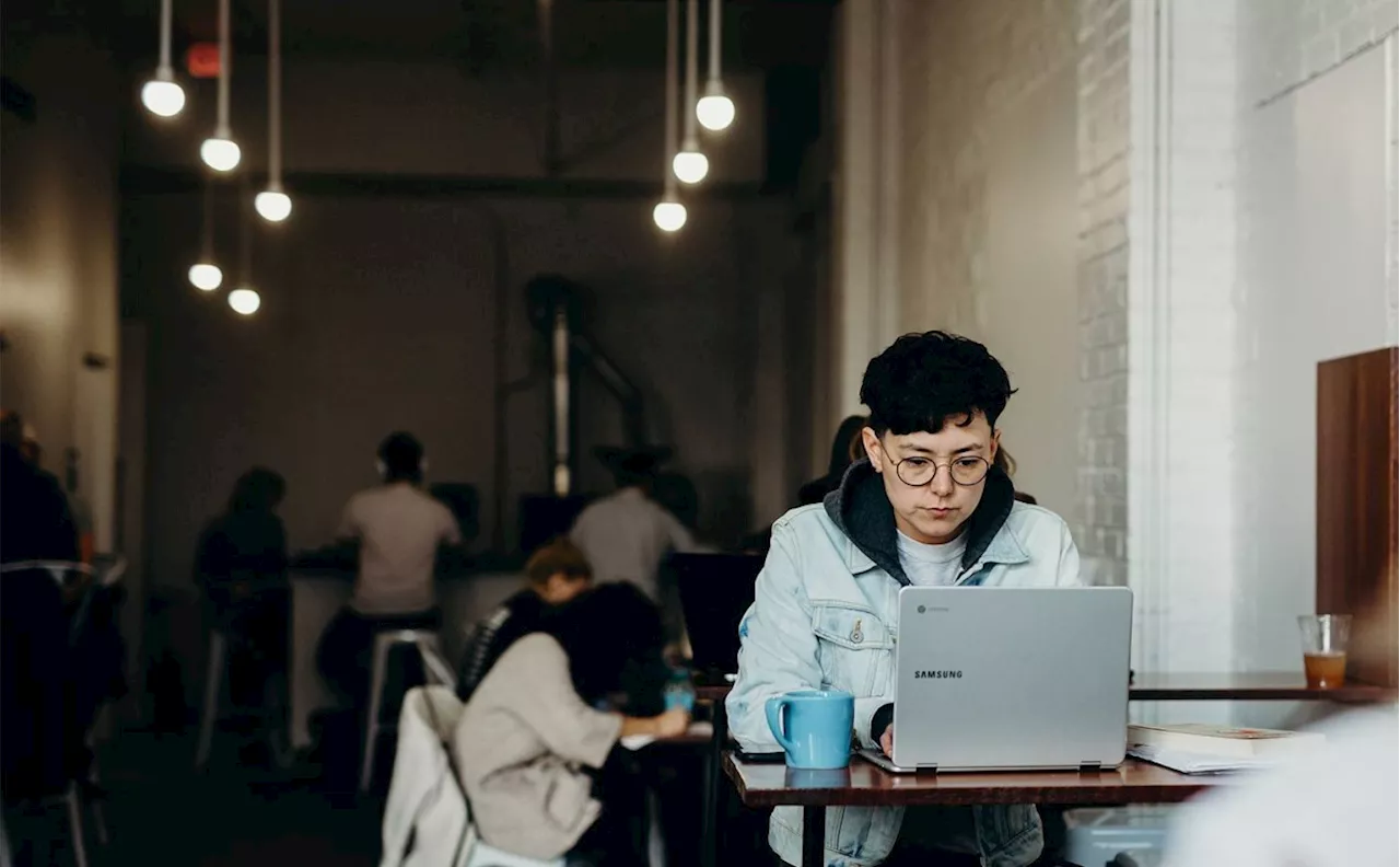 The 3 best online platforms for teaching English in 2025