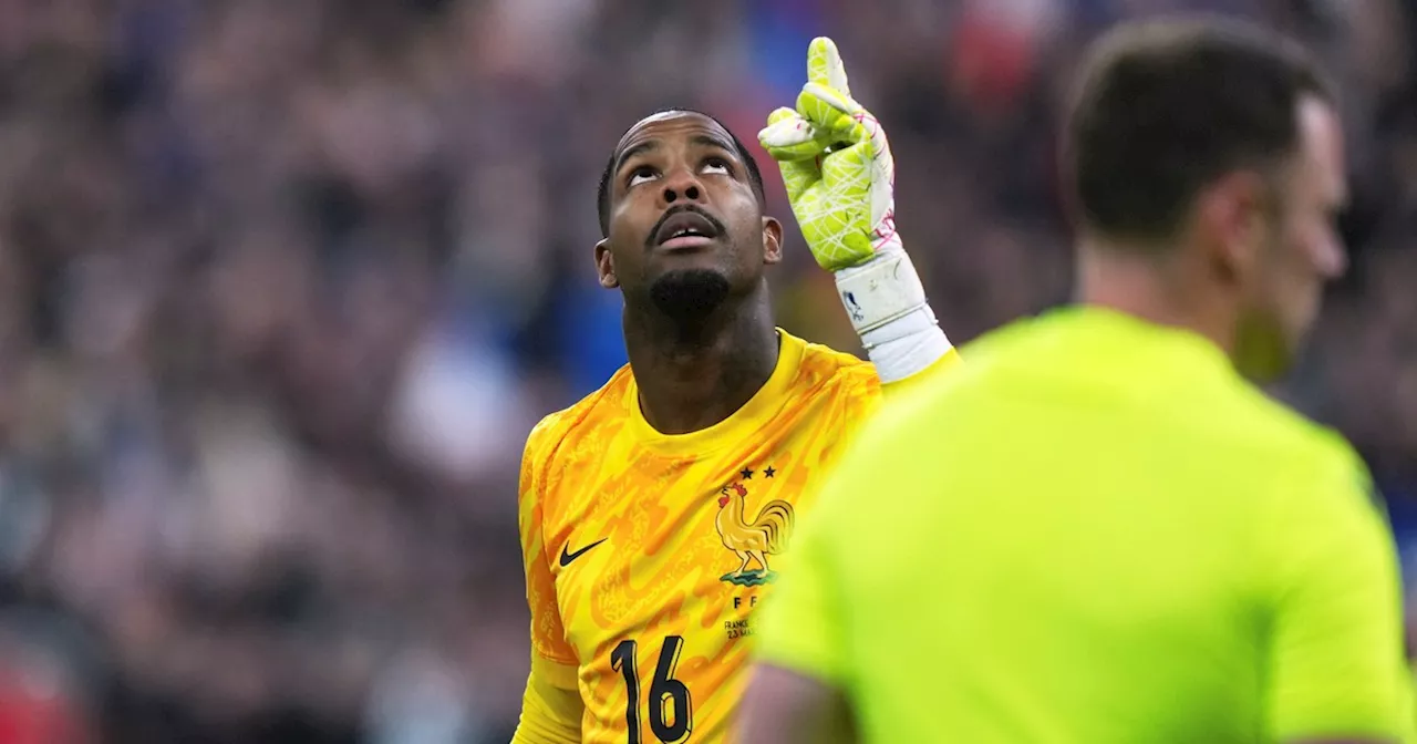 Con Maignan como héroe, Francia le ganó por penales a Croacia y está en semifinales de la Nations League