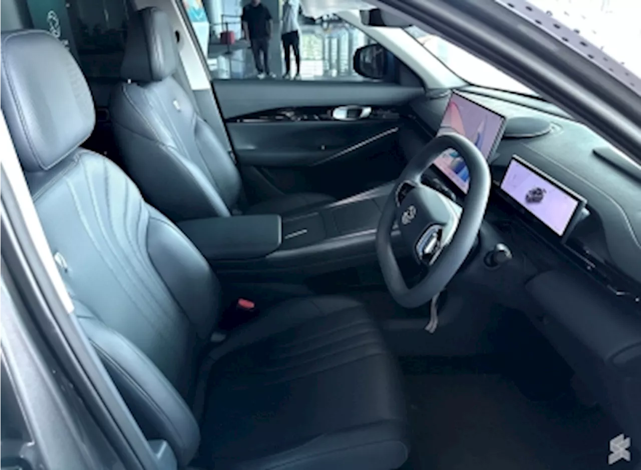 Proton e.MAS 7 makes international debut in Nepal as EV demand soars (VIDEO)