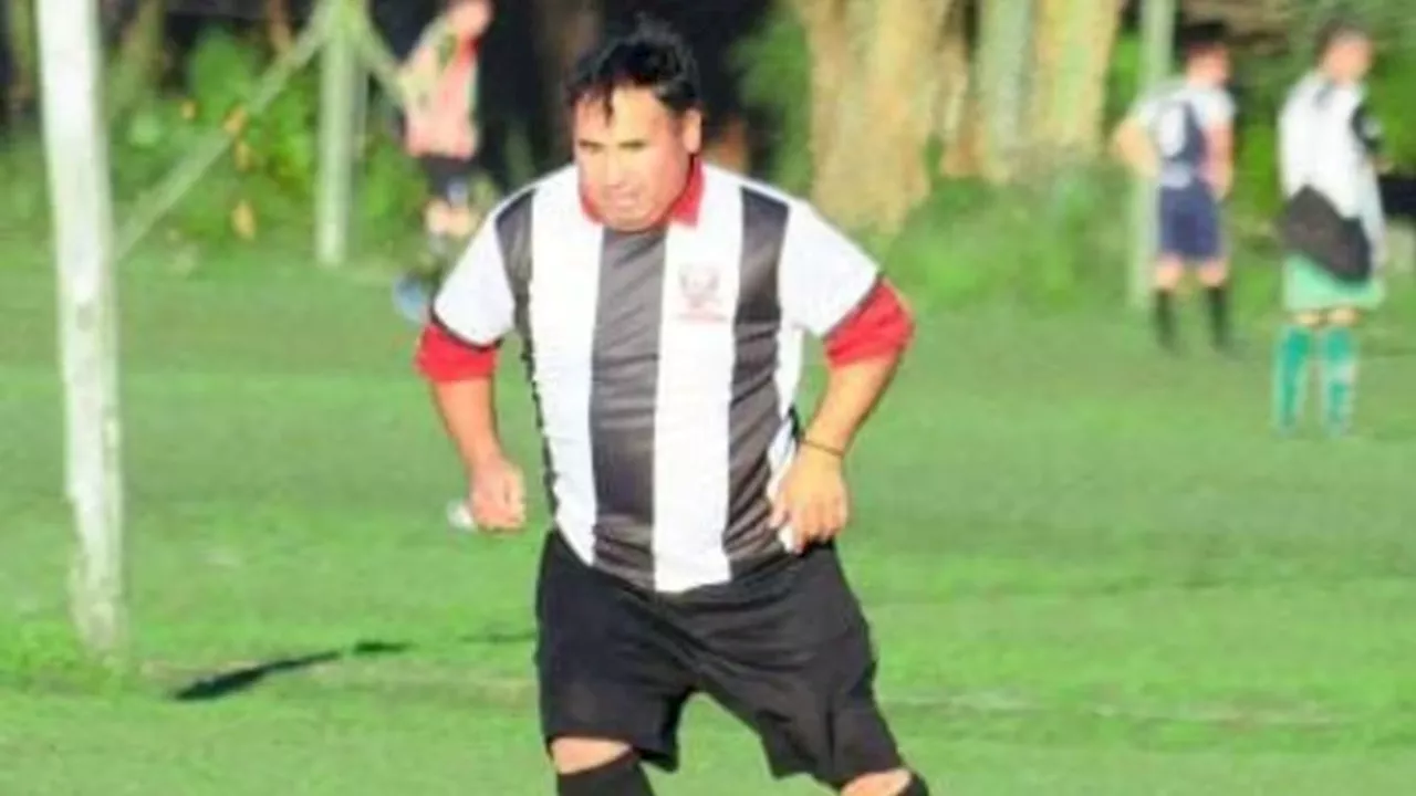 Conmoción en La Plata: murió un hombre mientras jugaba un torneo de fútbol amateur