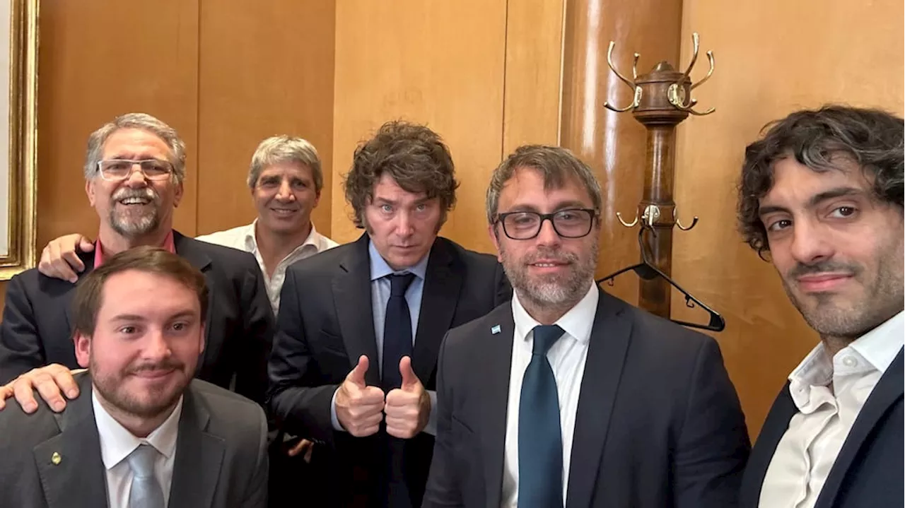 El Gobierno espera al acuerdo con el FMI y los dólares de la cosecha para apuntalar la escasez de divisas