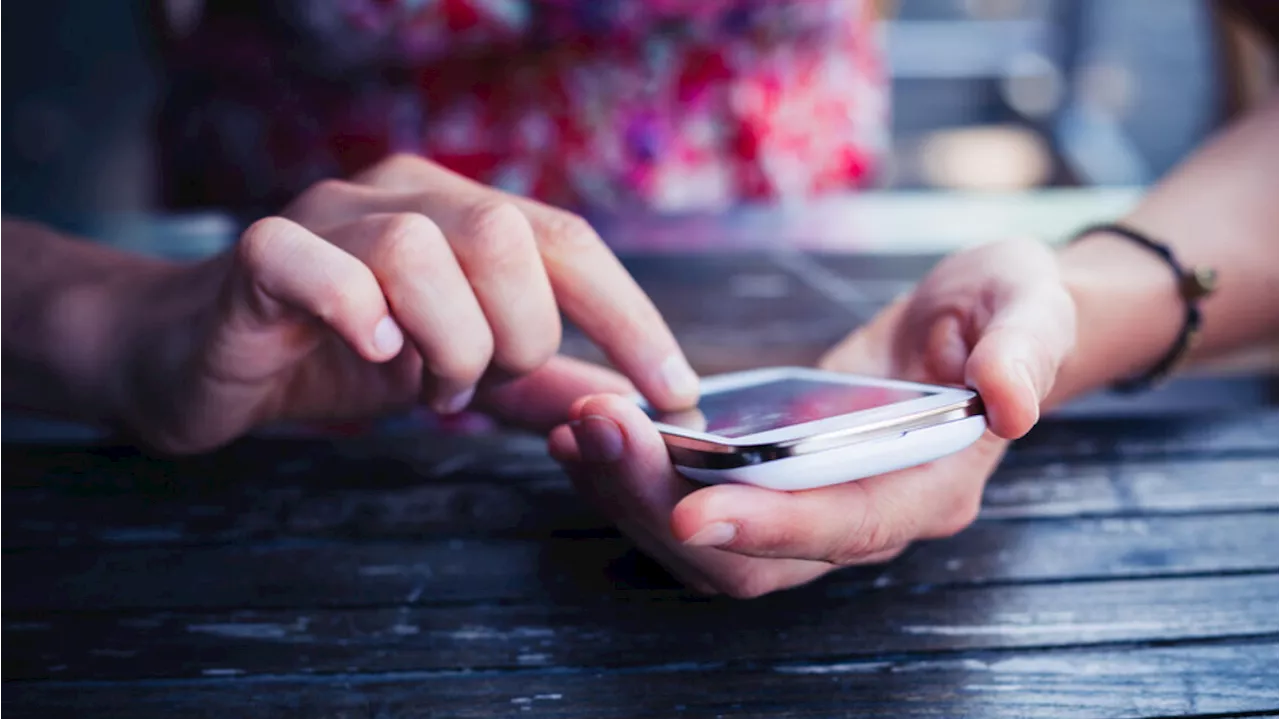 Il web sorpassa la tv, è il primo mezzo d'informazione