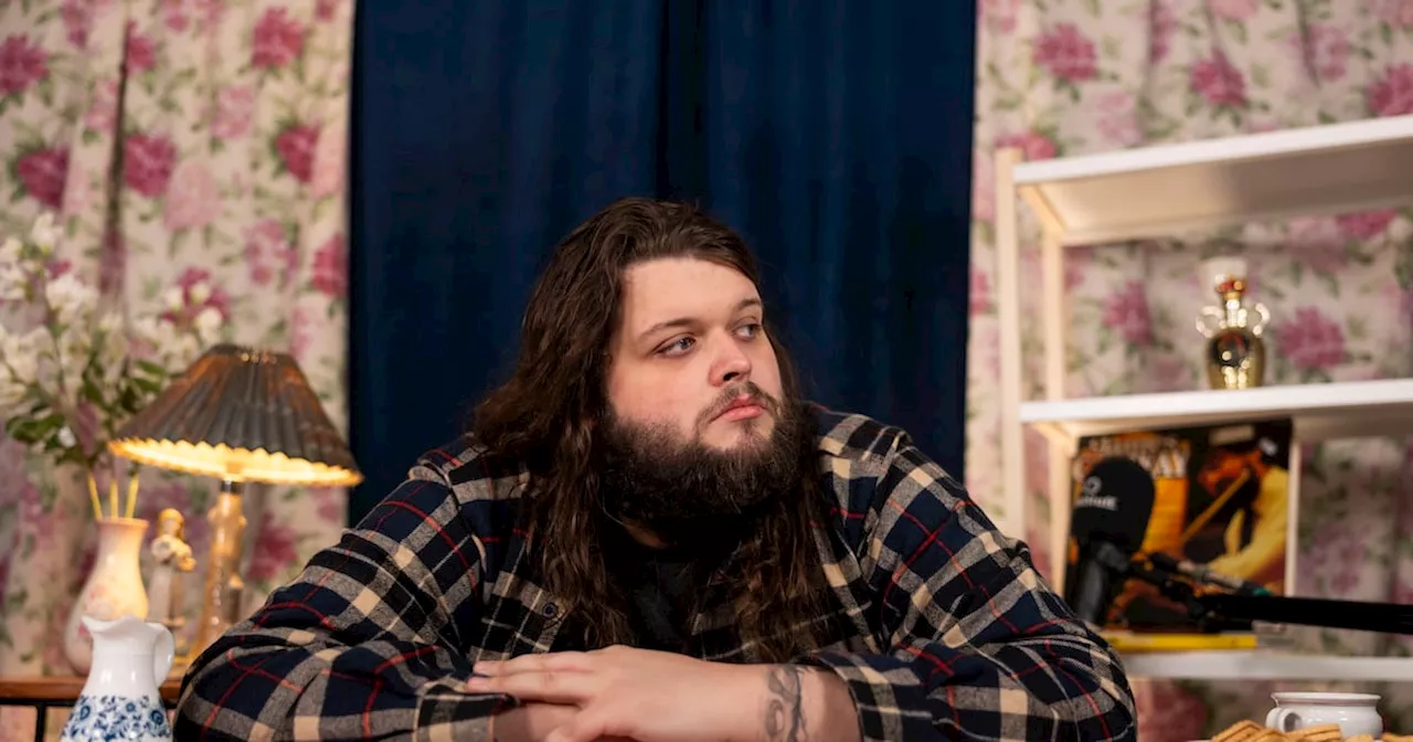 Why is Irish social media star Garron Noone at the heart of a controversy on immigration?