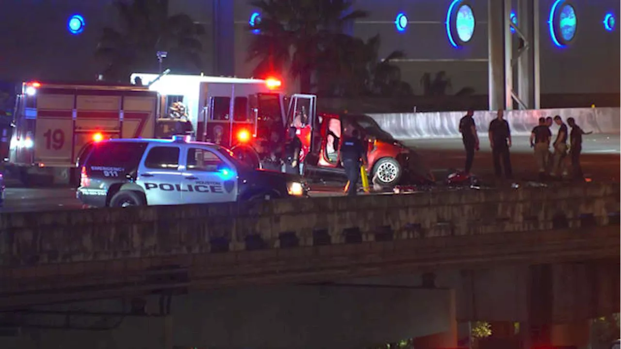10-year-old girl, her mother killed in suspected wrong-way crash on I-45 S and Memorial Dr.