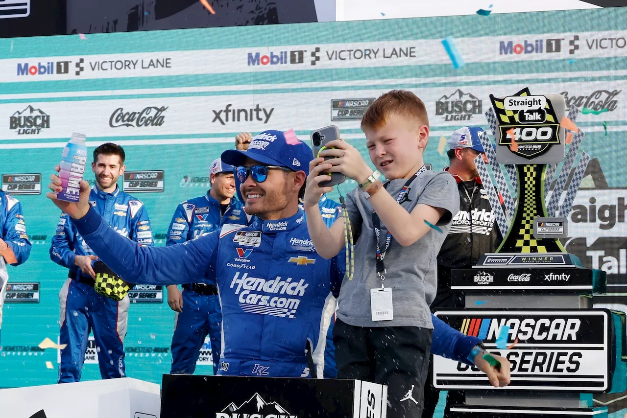Kyle Larson wins Cup Series at Homestead, finishes one race shy of tripleheader sweep
