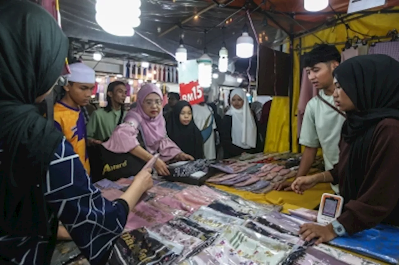 Easier, better, safer: Malaysians explain why they’re returning to malls and bazaars despite online deals for ‘baju raya’ shopping