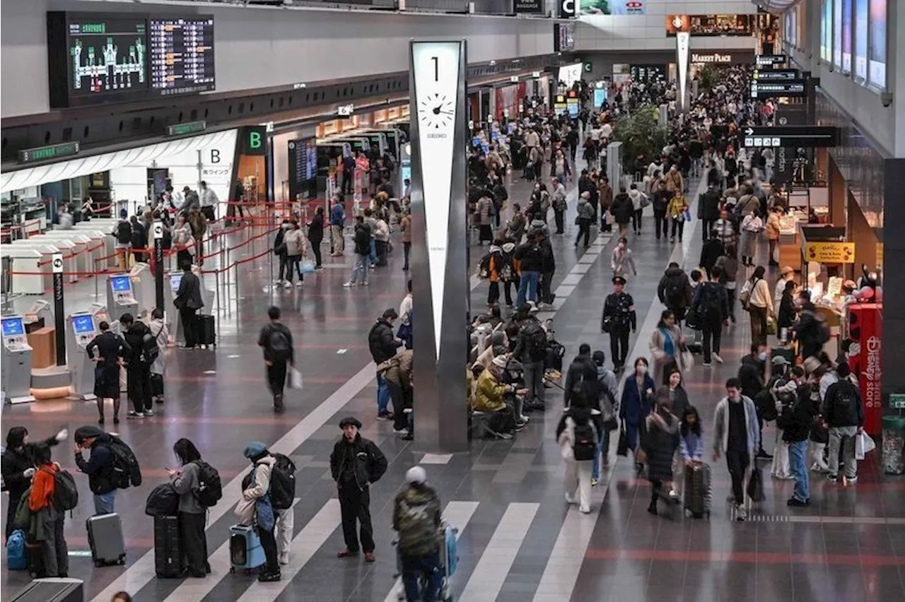 Three Japan airports to use unified gates for immigration, customs checks