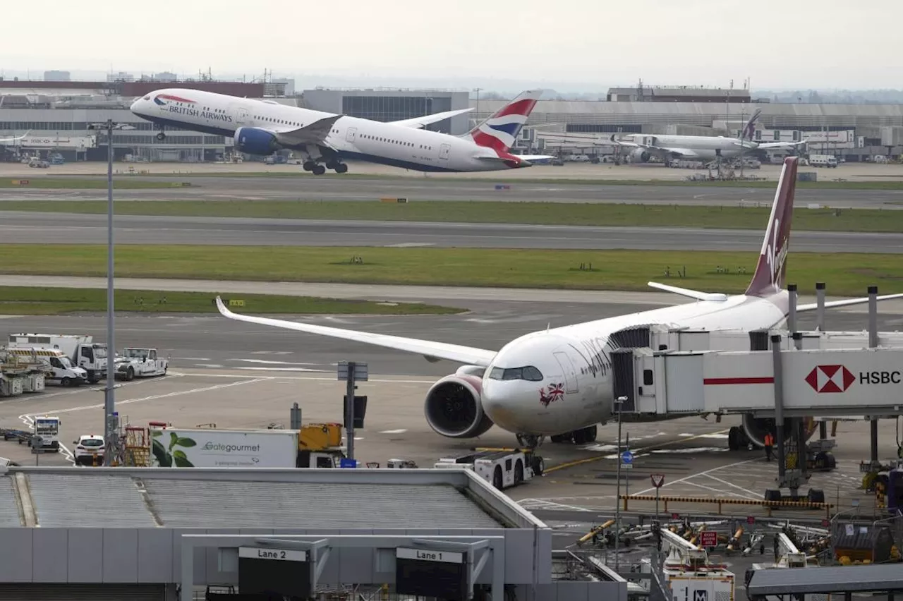 Heathrow defends response amid scrutiny over prolonged fire closure