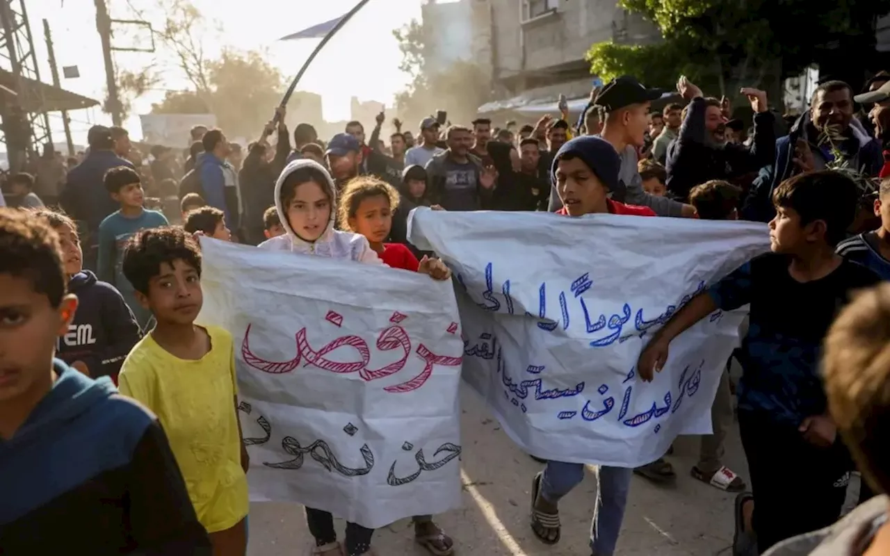 Anti-Hamas slogans chanted at hundreds-strong protest in Gaza