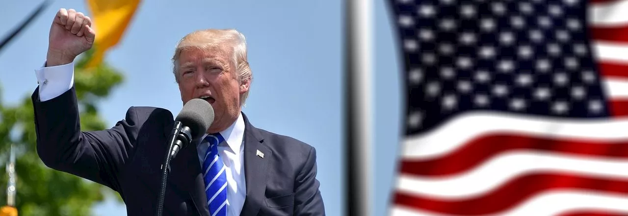 BTC, XRP, DOGE News: Dogecoin Gains, XRP Slumps as Trump Warns of 'Far Larger' Tariffs