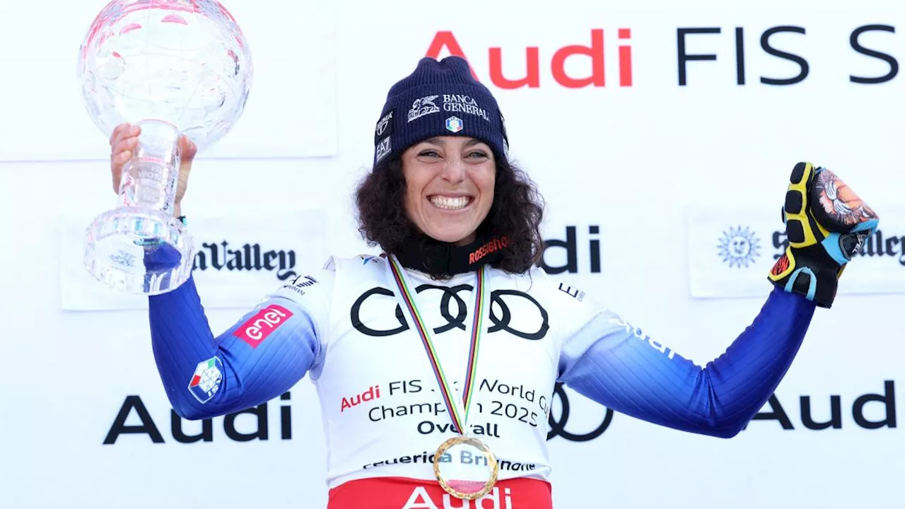 Brignone riceve la Coppa del Mondo: 'Sciata solida e mente serena, così ce l'ho fatta'