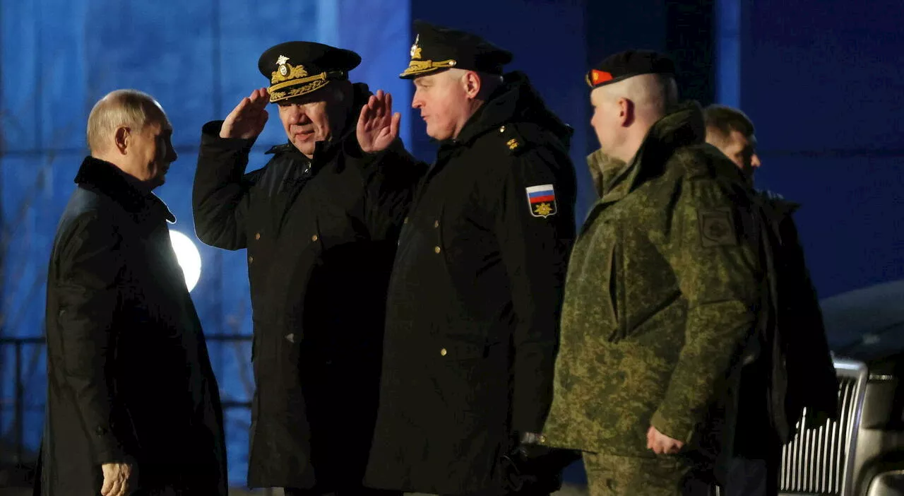 Ucraina, la proposta di Putin: «Amministrazione temporanea per le elezioni». Invio dei soldati a Kiev, non c'è