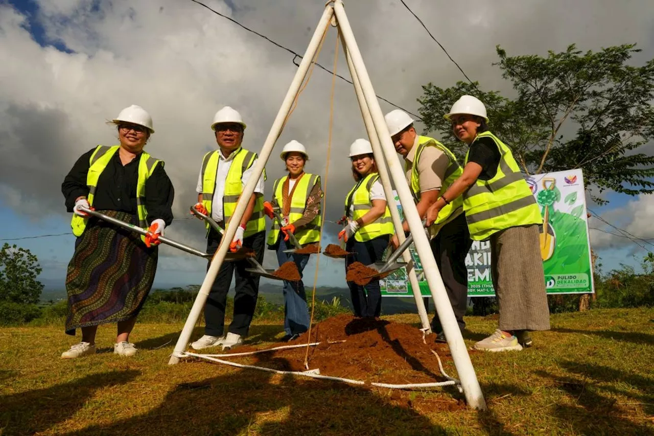 DBM Secretary joins in breaking ground for Surigao City's Nature and Family Park