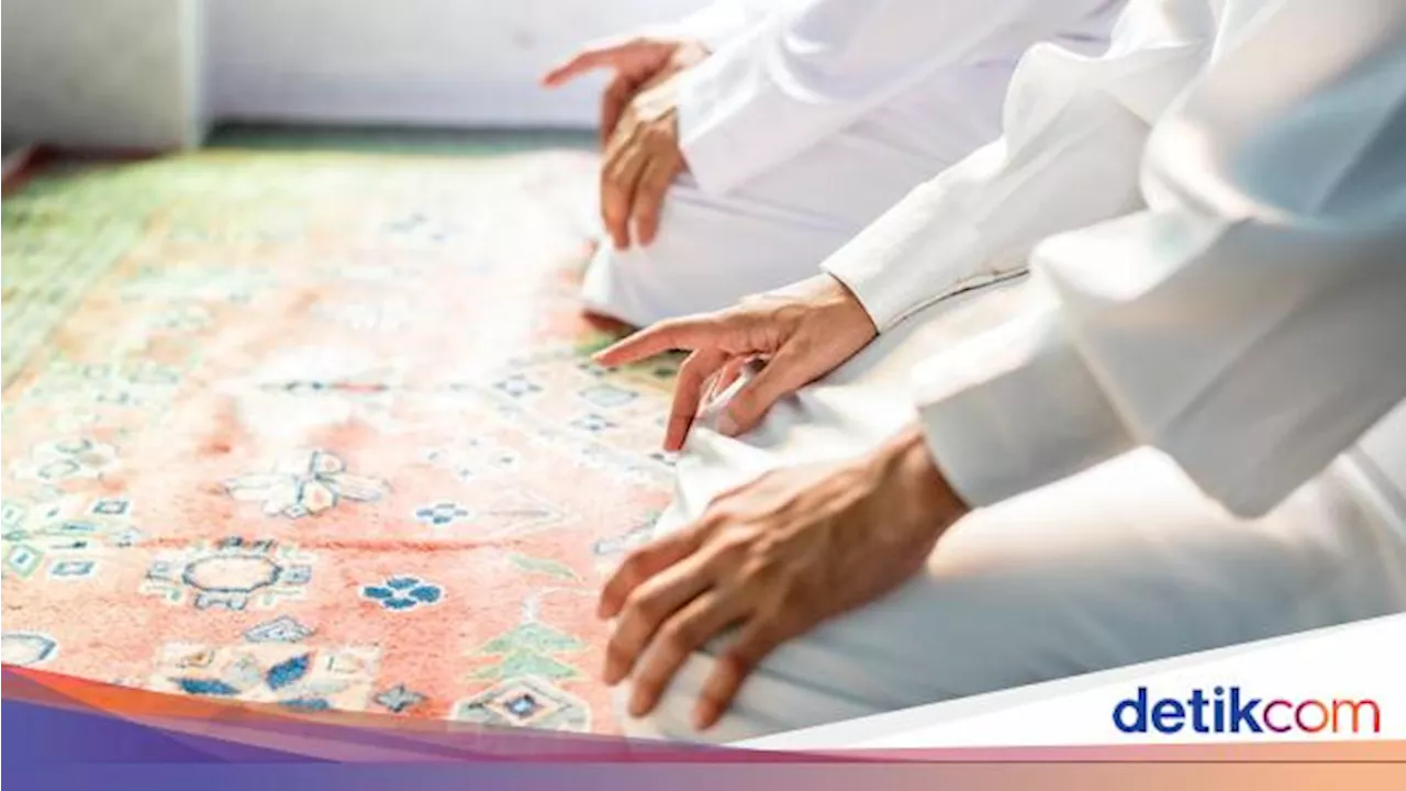 Tata Cara Sholat Kafarat Jumat Terakhir Ramadan, Yuk Amalkan!