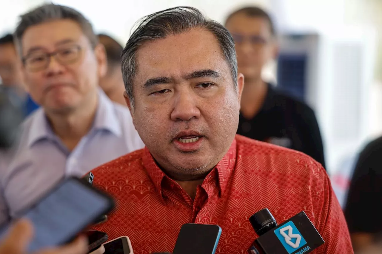 Loke orders thorough probe into Kluang fatal crash