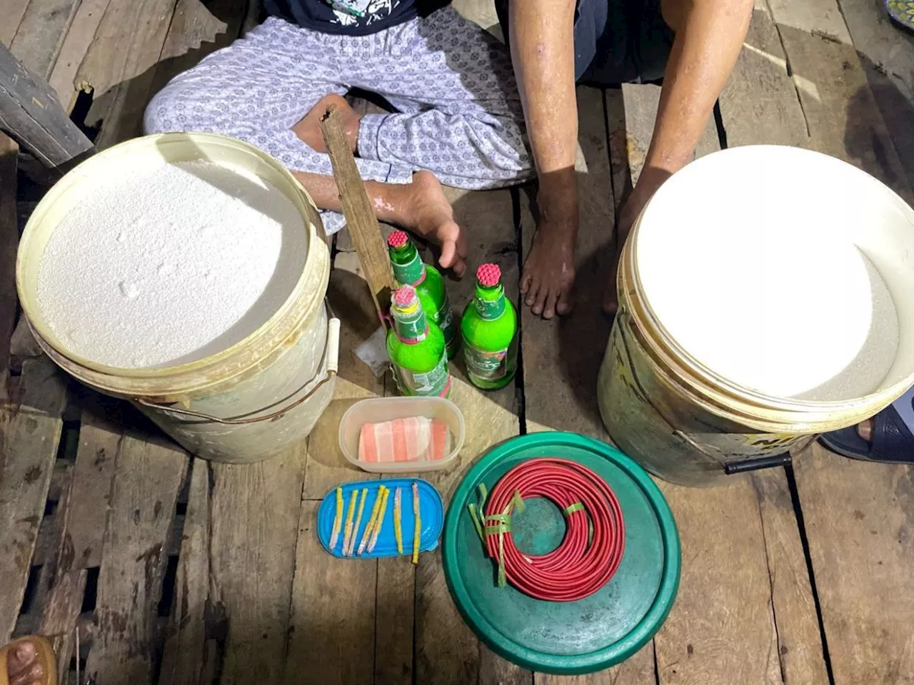 Two nabbed with fish bomb materials in Semporna