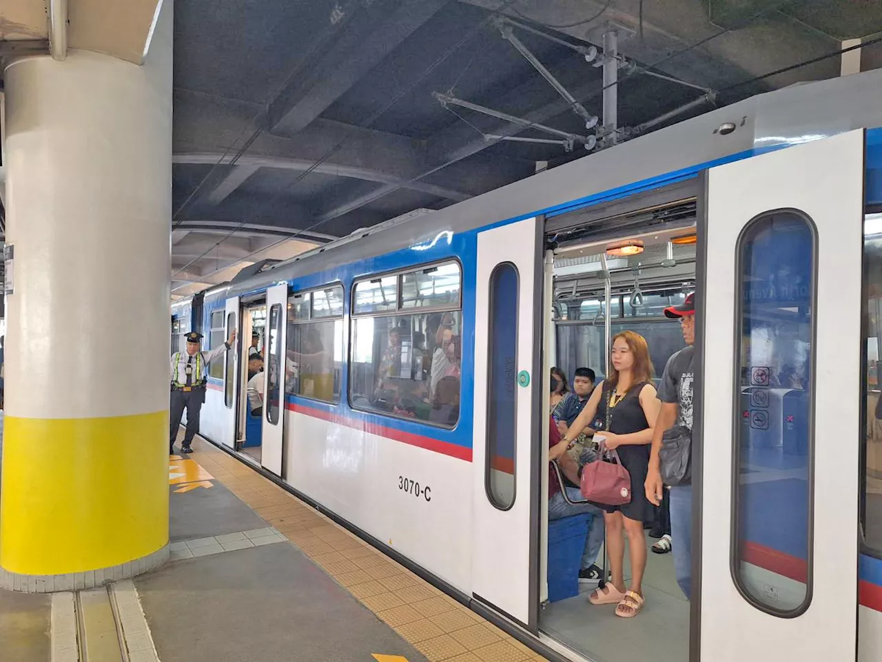 MPIC loses interest on MRT-3 privatization over fare hike issue