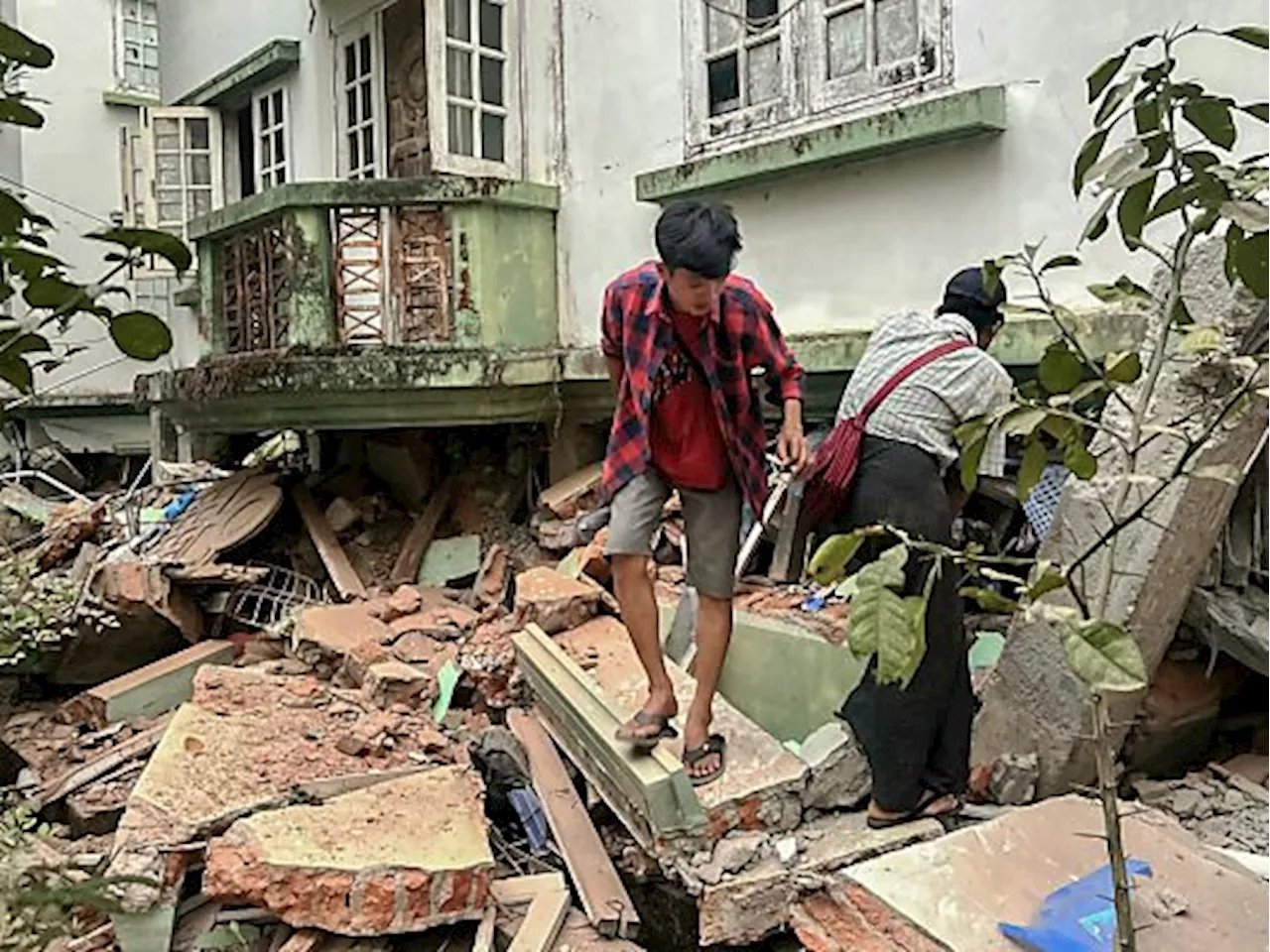 Rebellen in Myanmar rufen nach Erdbeben Teil-Waffenruhe aus