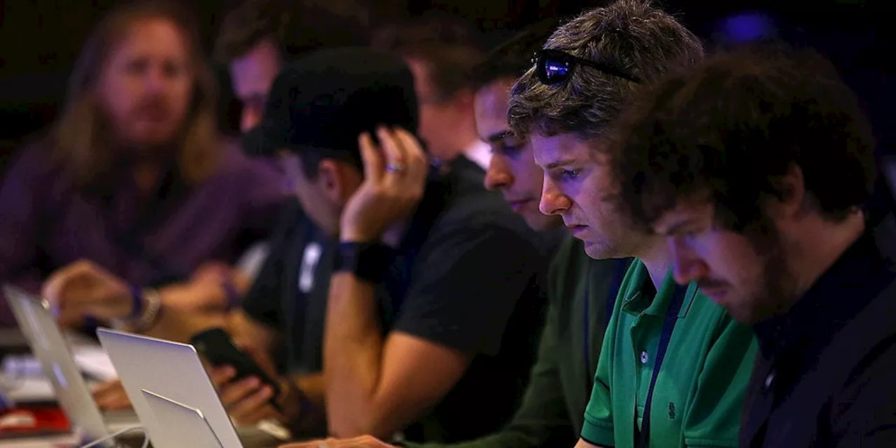 This chart shows how bad the job market for software engineers is