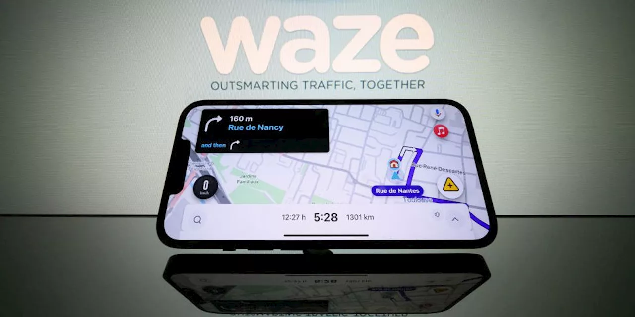 Waze Update Brings Maps & Directions to the Instrument Panel Via Apple Maps