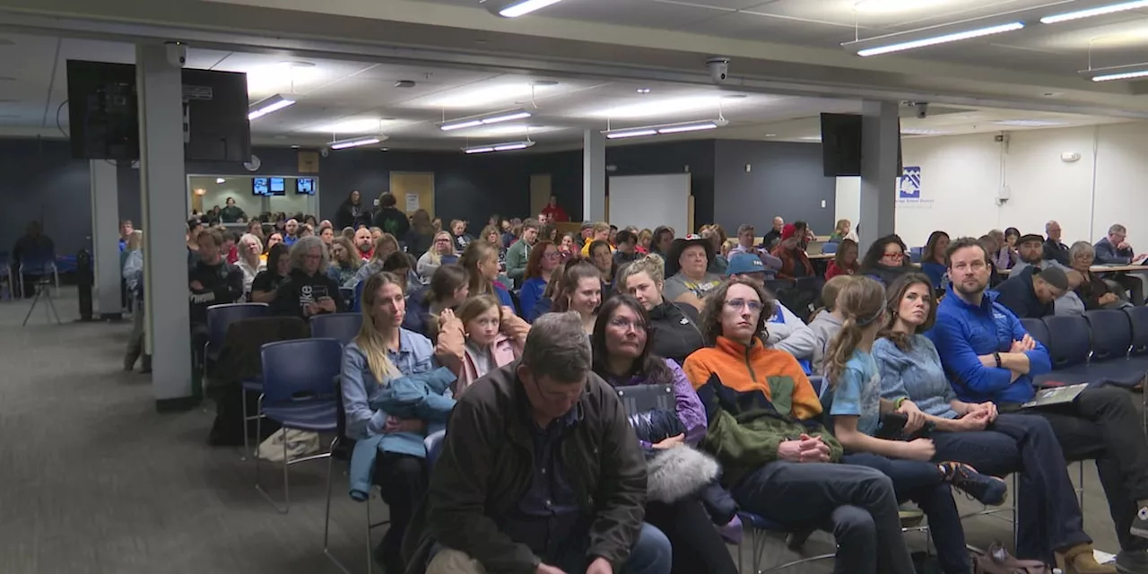Empty Anchorage schools open bidding for their buildings at school board meeting