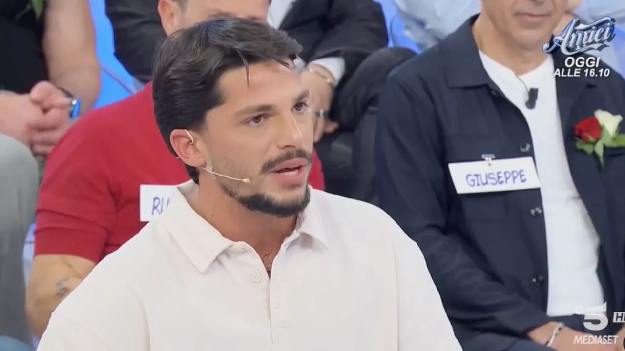 Uomini e donne, tensione a mille tra Gianmarco e le sue corteggiatrici: le anticipazioni