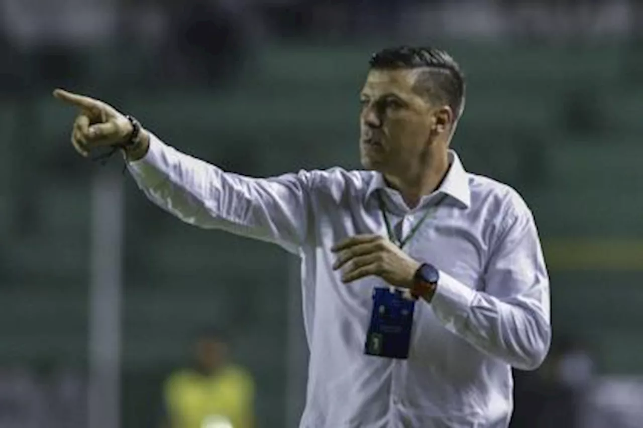 Juan Cruz Real está en Bogotá: ¿es opción para dirigir en Santa Fe?
