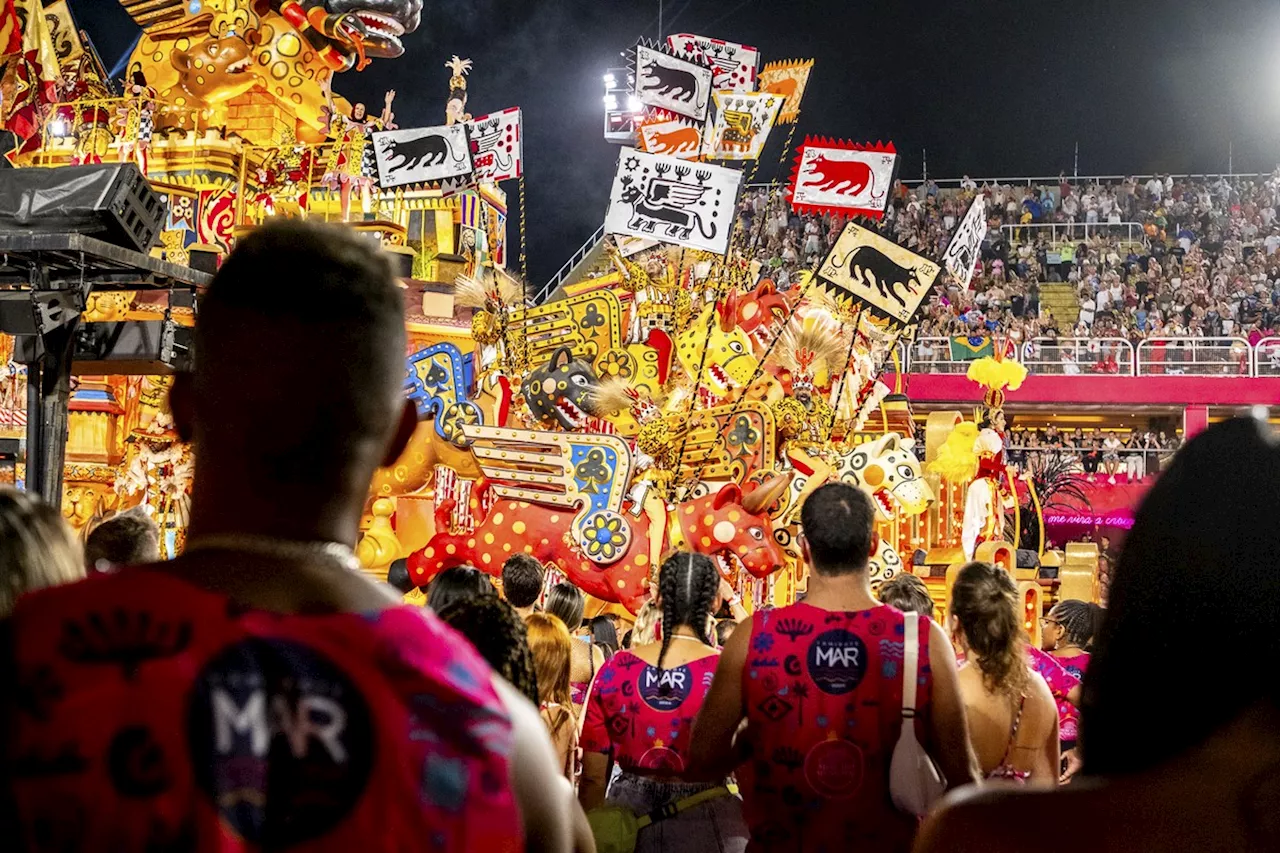 Camarotes para o Desfile das Campeãs 2025: veja que espaços ainda têm ingressos