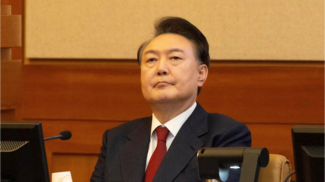 Seul: revocati gli arresti del presidente Yoon, ma resta in carcere in attesa dell'appello