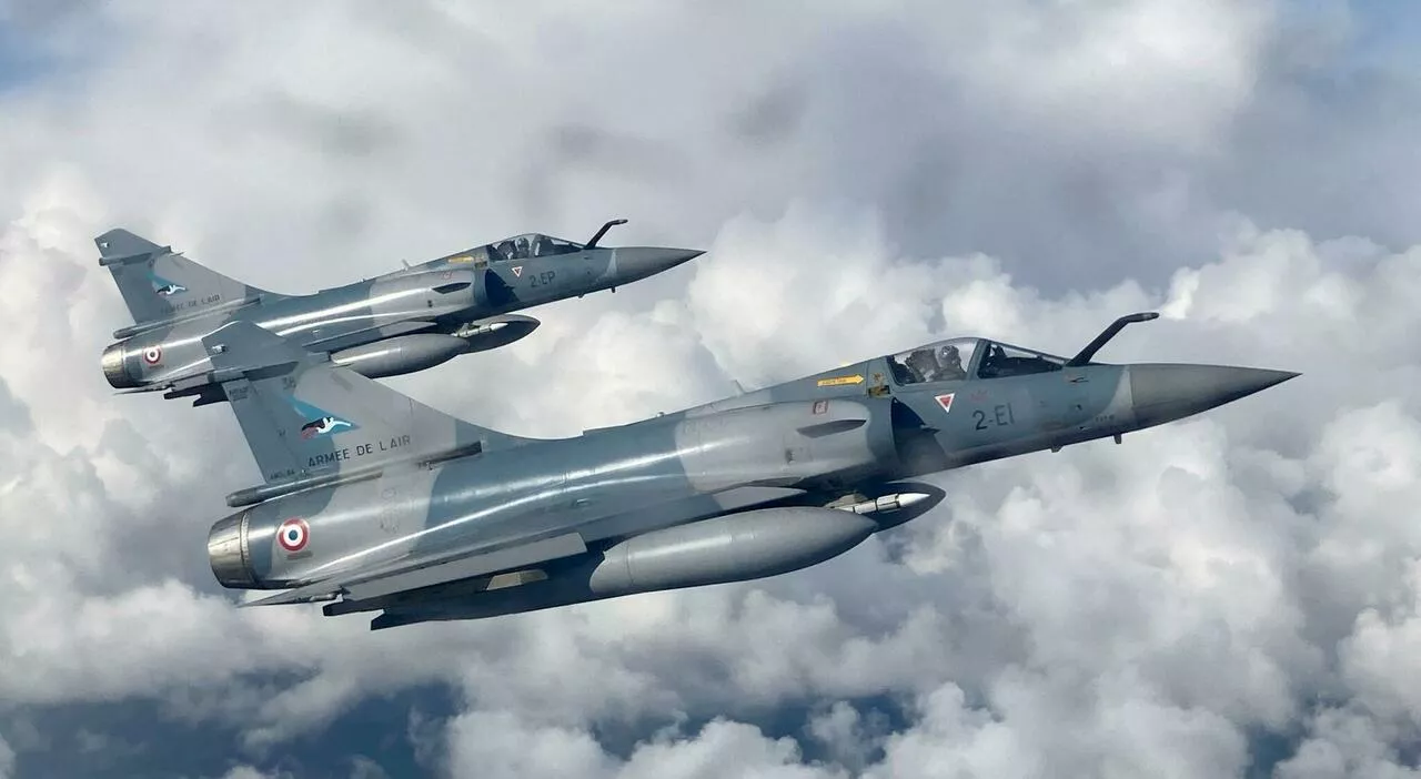 Articolo 5 Nato per l’Ucraina in caso di attacco dopo il cessate il fuoco, sì di Kiev all’idea di Meloni