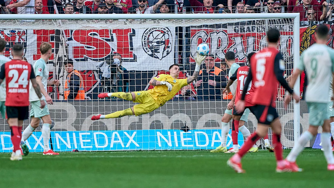 Werder Bremen: Zwei Krisen gestoppt: Zetterer wird in Leverkusen zum Helden