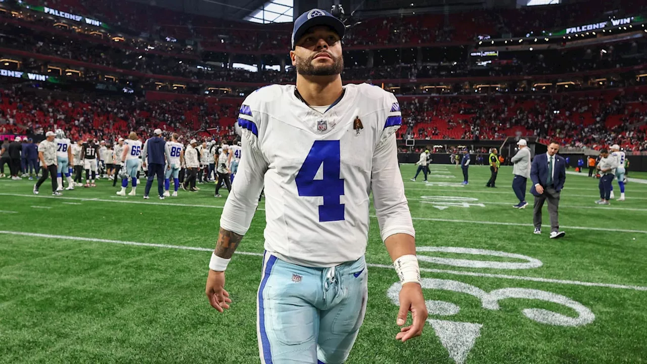 Sarah Jane Ramos shows off baby bump in matching pink with fiancé Dak Prescott