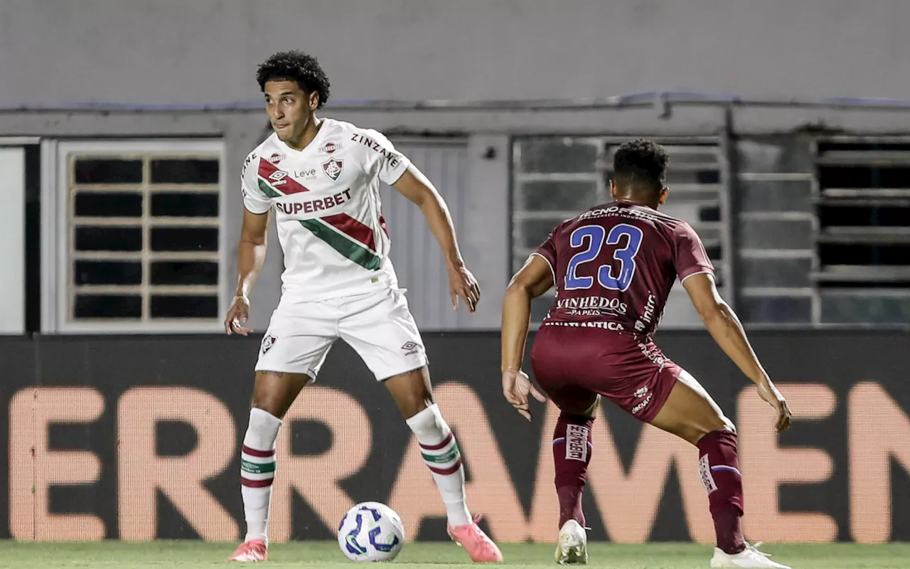 Gabriel Fuentes se firma no time titular do Fluminense