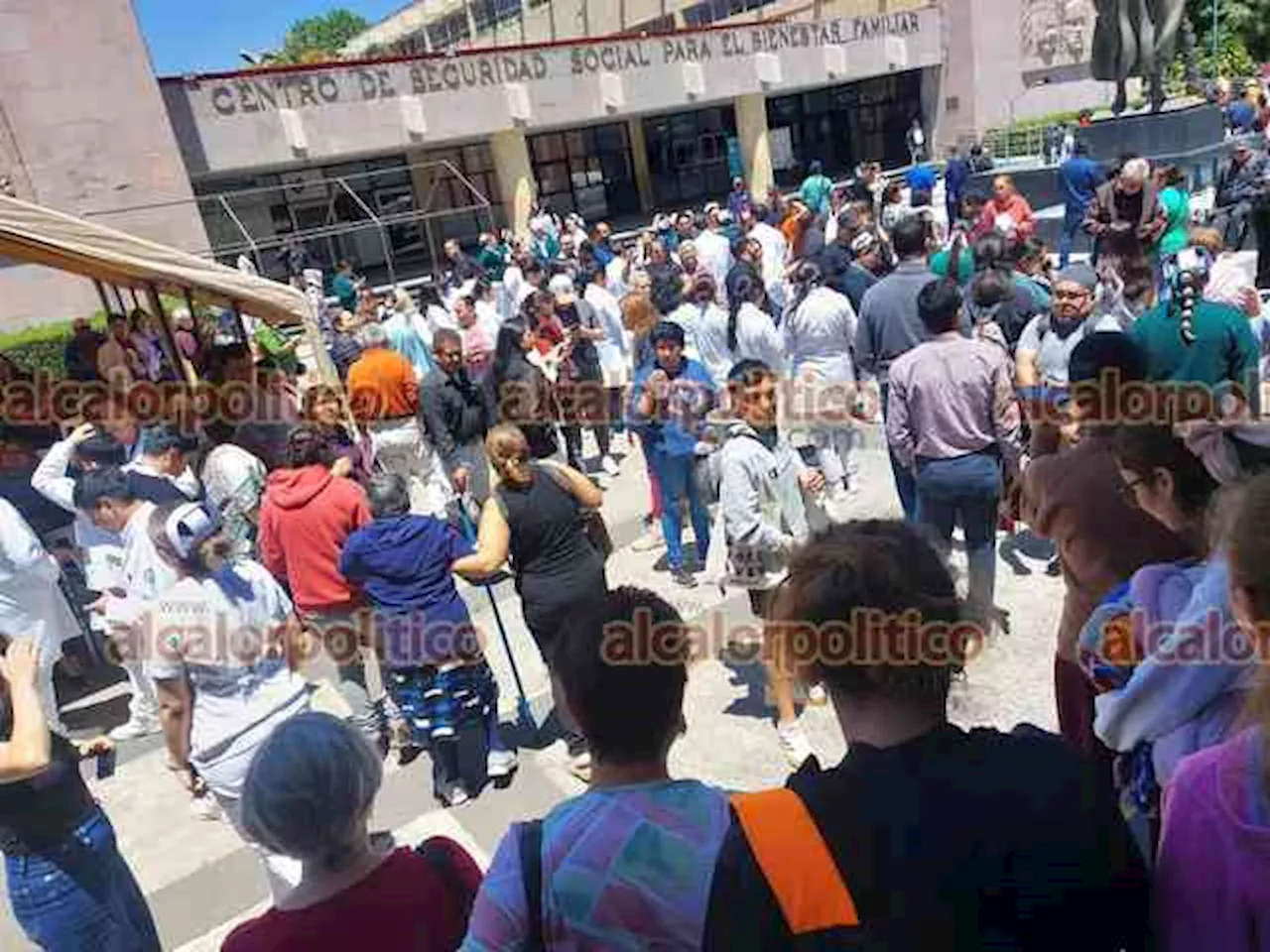 Cortocircuito provocó alarma y desalojo en Clínica 11 del IMSS, en Xalapa