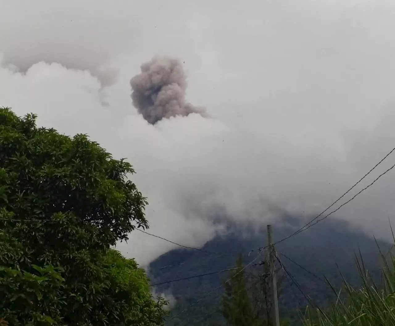 Heavy rain tames Kanlaon fire, but Negros crisis far from over