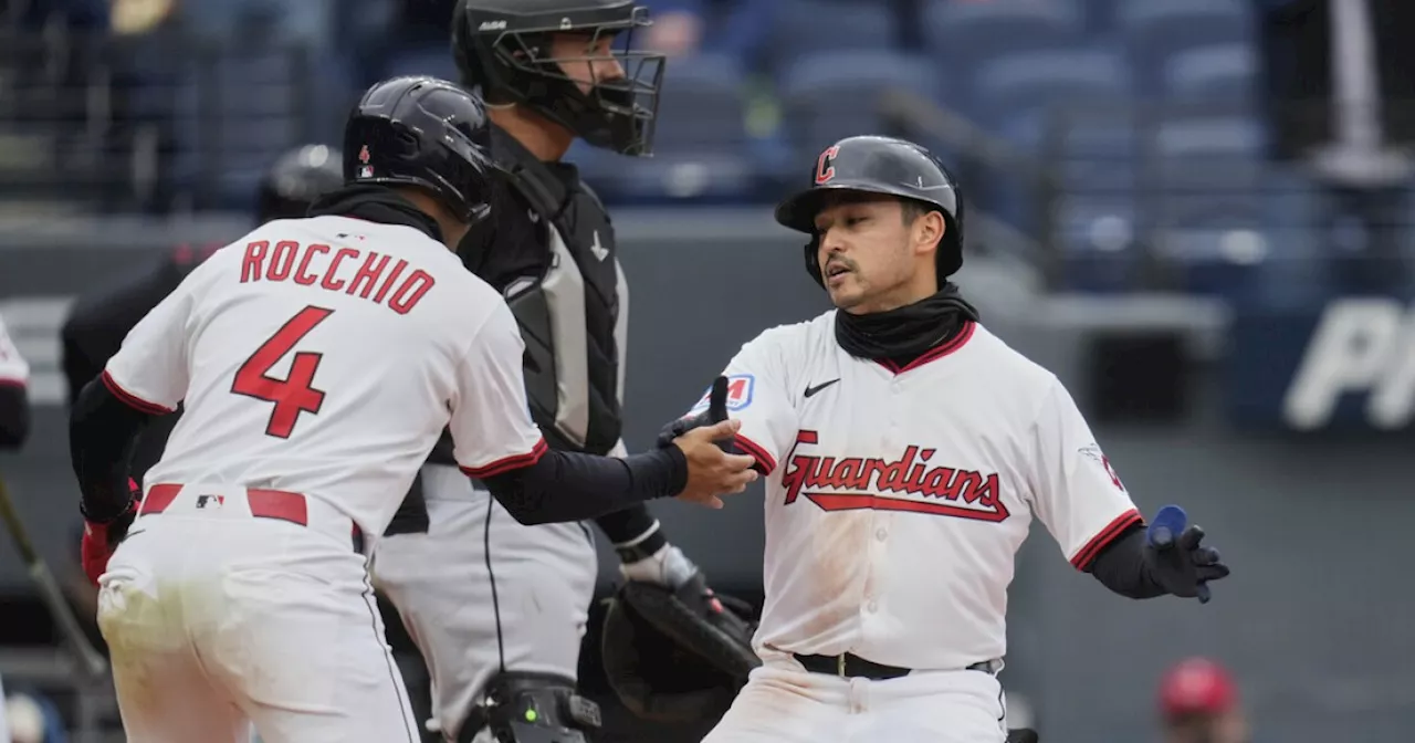 Kwan has 4 hits, 4 RBIs as Guardians win 6-1 to send White Sox to their 8th straight loss