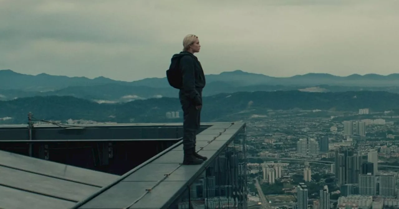 Florence Pugh dives off second-tallest skyscraper in new Thunderbolts* video