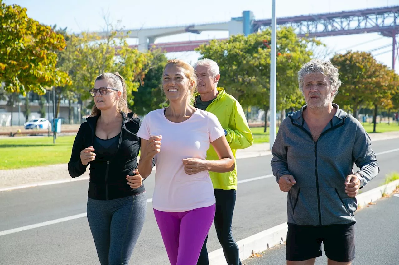 QuickCheck: Do those who look younger live longer?