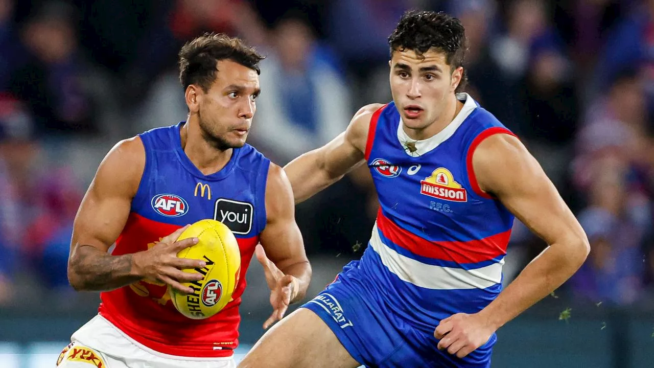 All-time record looms for undefeated Lions as Gather Round, Bulldogs hits The Parade — LIVE AFL