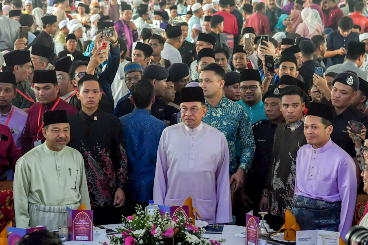 Federal government to fast-track costly flood mitigation projects in Kelantan, says Anwar