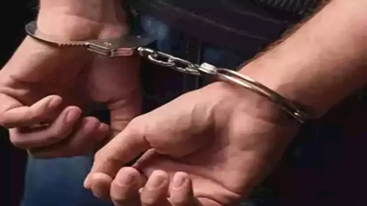 शराब के नशे में पत्नी को छत से धक्का देकर मारा, फिर घसीटकर खेत के गड्ढे में दफना दिया... मथुरा में पति गिरफ्तार
