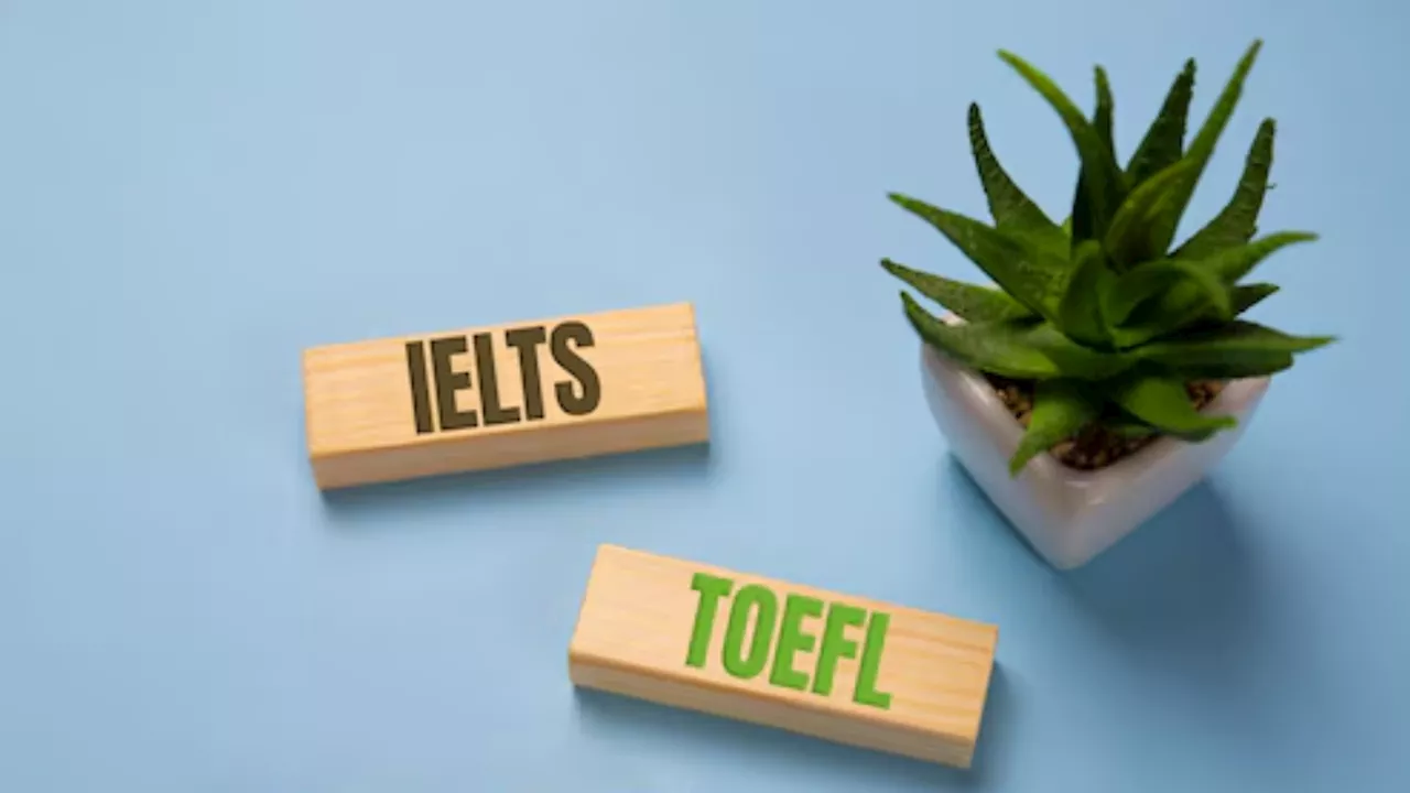 IELTS और TOEFL में क्या अंतर है, दोनों में बेस्ट टेस्ट कौन सा है? 6 प्वाइंट्स में जानें जवाब