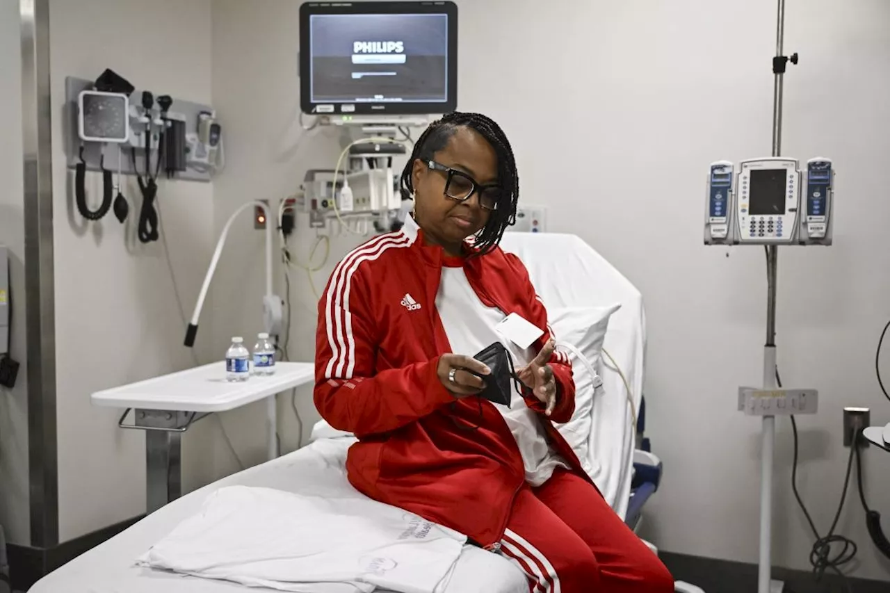 Pig kidney removed from US transplant patient, but she set record