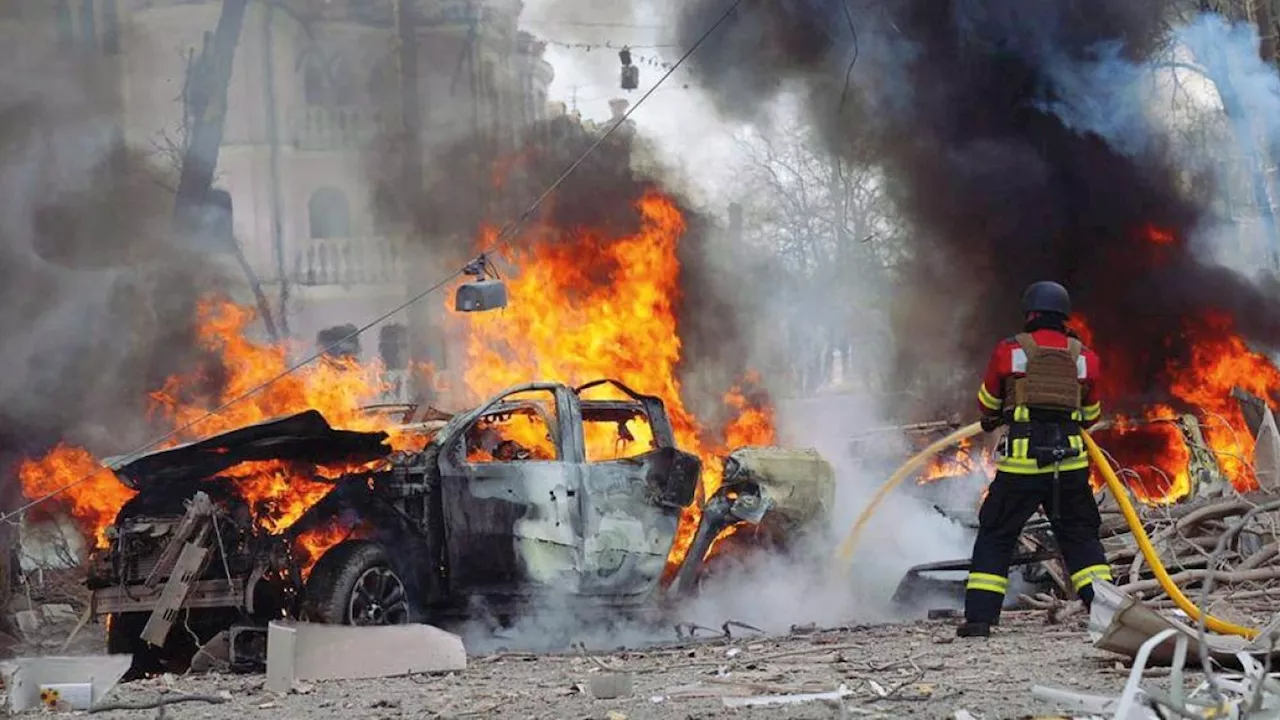 Ucraina, la strage delle Palme a Sumy: «Tanti andavano a messa. Il sangue tra le macerie, il caos, le urla e i pianti»