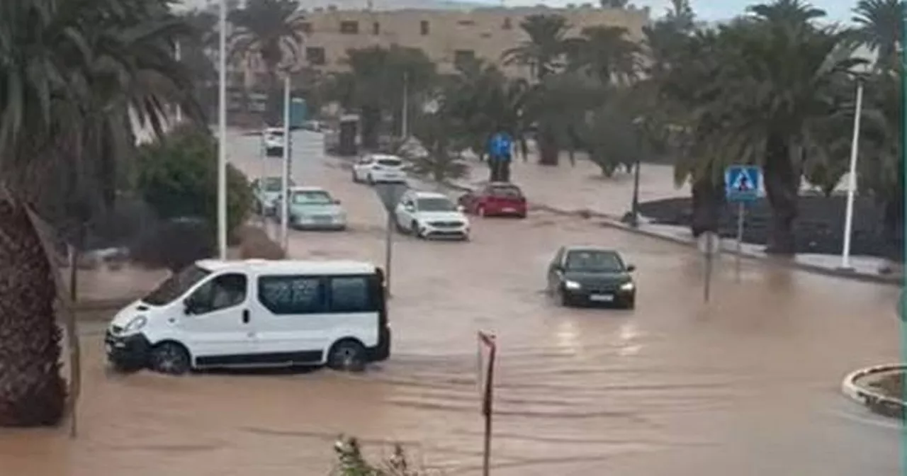 Spain floods: Tourist hotspot plagued by storms as rivers burst their banks